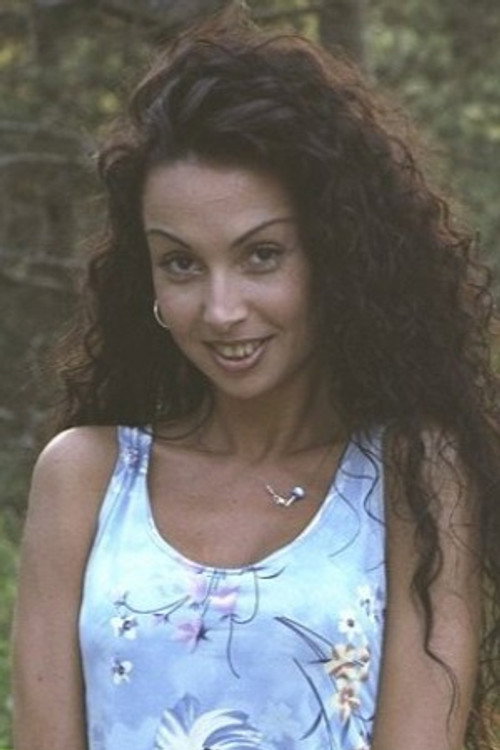 Photo of Isabella Gray, Acting