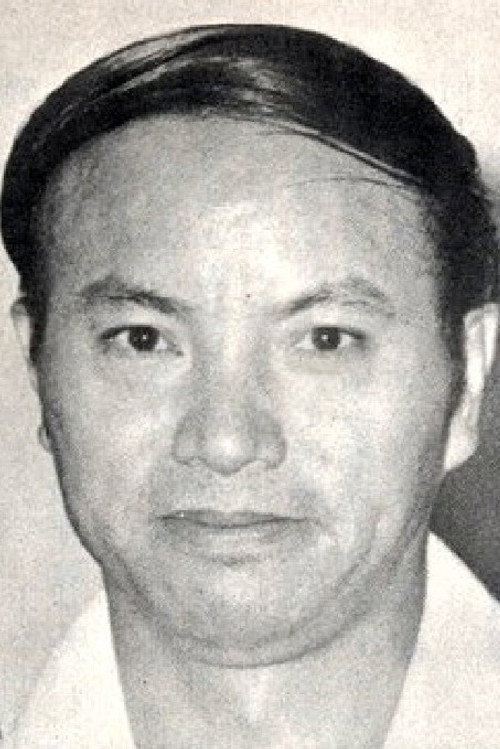 Photo of Kung Min, Writing