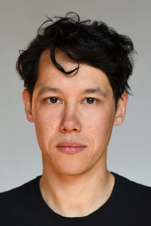 Photo of Simon Kluth, Acting