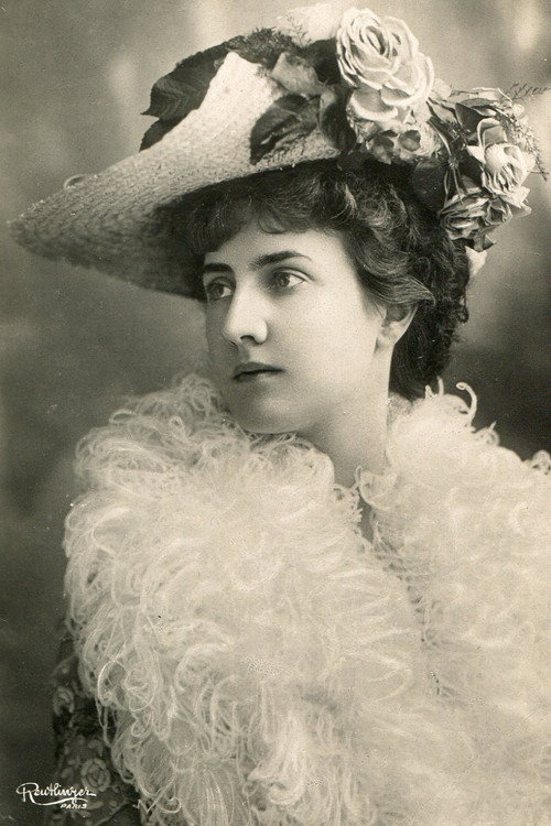 Photo of Nelly Cormon, Acting