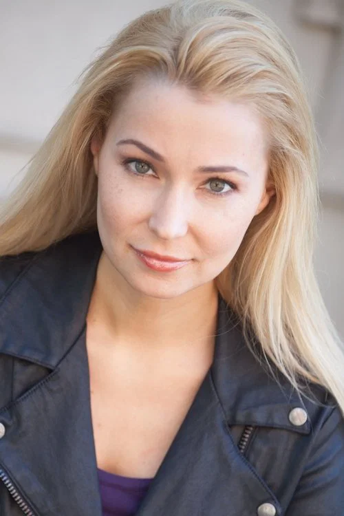 Photo of Kelly Delson, Acting