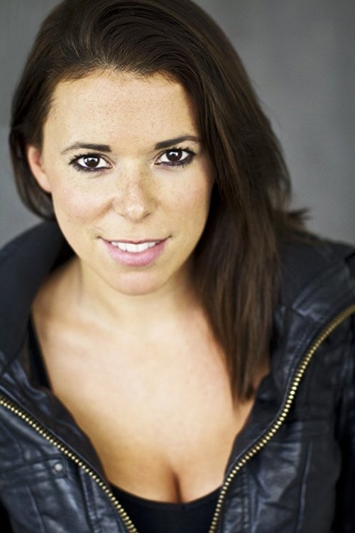 Photo of Sienna Bohn, Acting