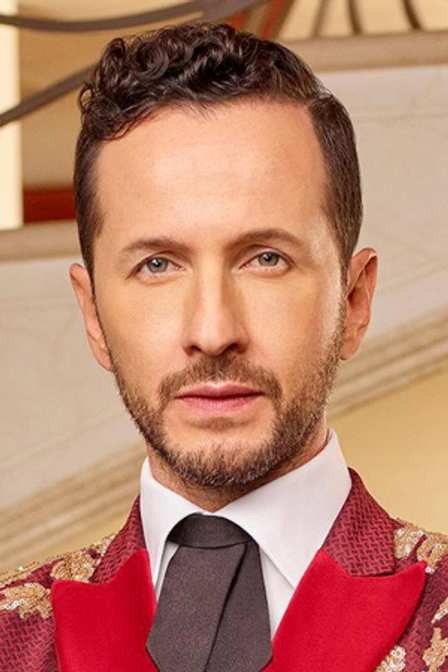 Óscar Madrazo profile