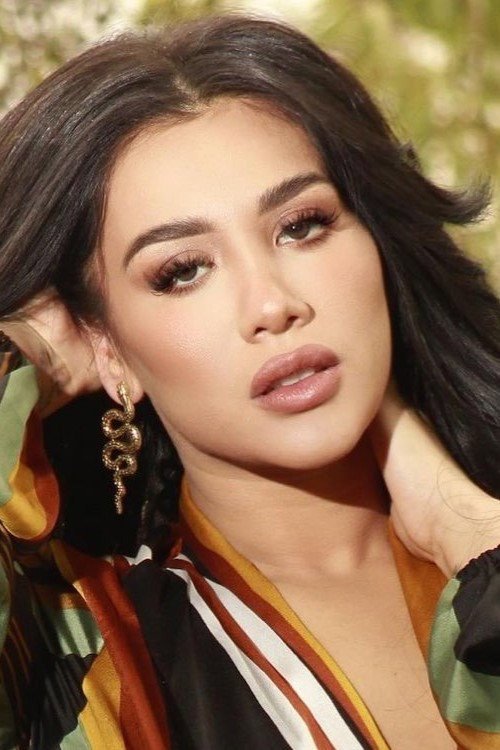Photo of Diana Zambrano, Acting