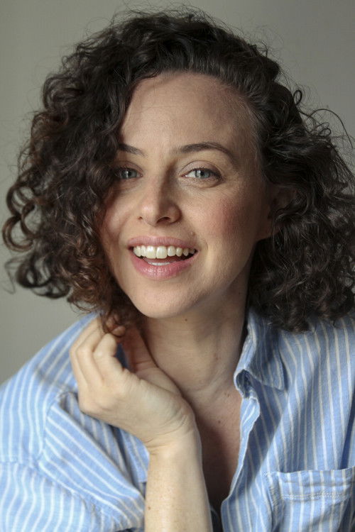 Mayara Constantino profile