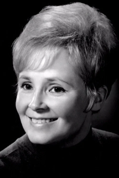 Photo of Ève Gagnier, Acting
