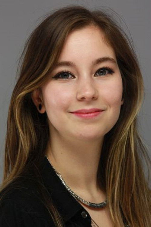 Gökçe Uzuner profile