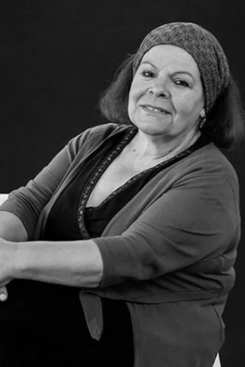 Adelaide Teixeira profile