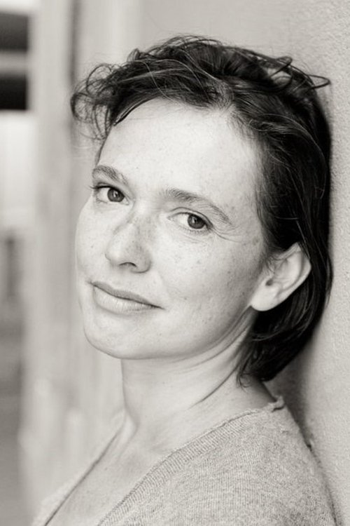 Photo of Amanda Langlet, Acting
