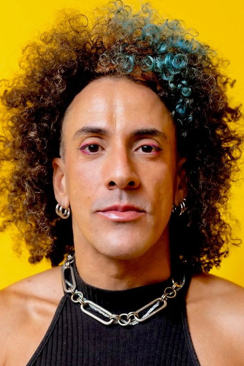 Photo of Linga Acácio, Camera