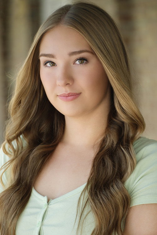 Photo of Kayli Brummer, Acting