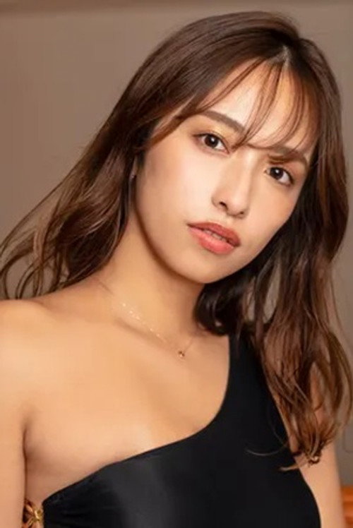 Photo of Mizuki Takanashi, Acting
