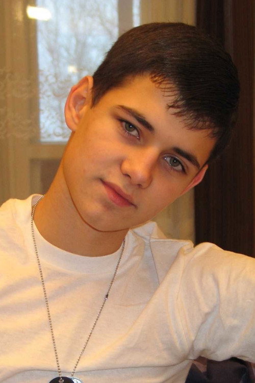 Photo of Willy, Acting