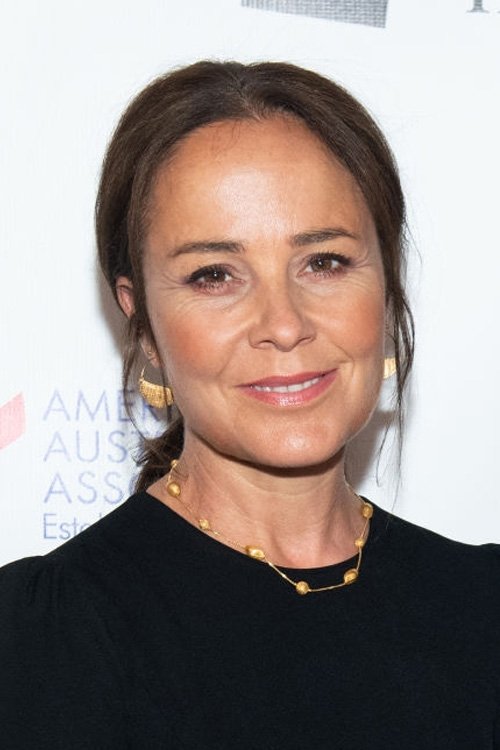 Rebecca Rigg profile