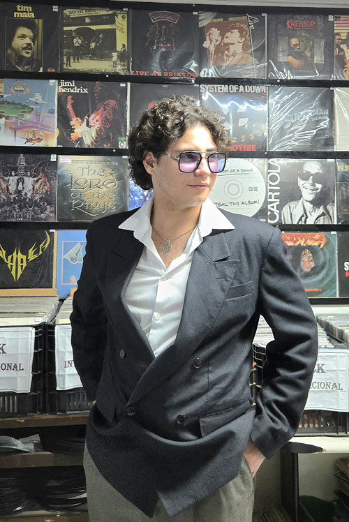 Photo of Rodrigo Treichel, Writing