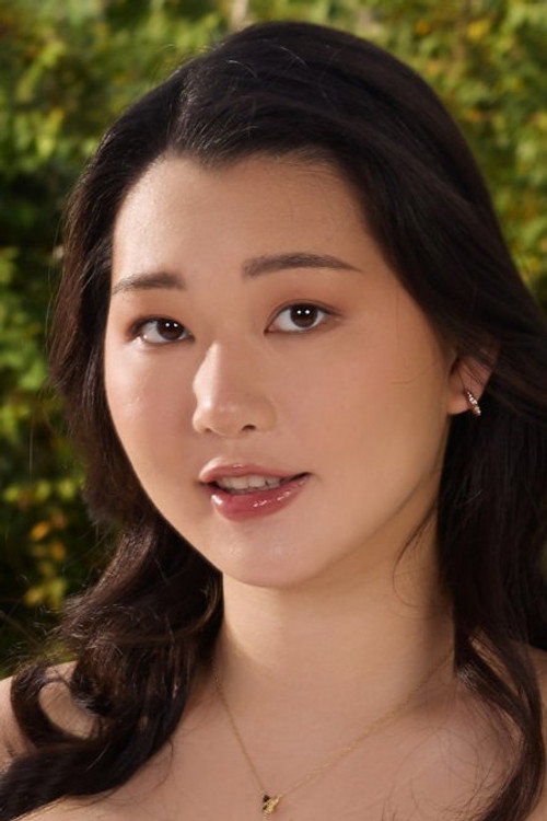 Photo of Joanna Wei, Acting