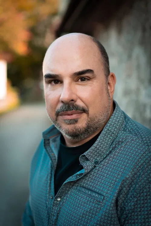 Robert Joseph Bartl profile