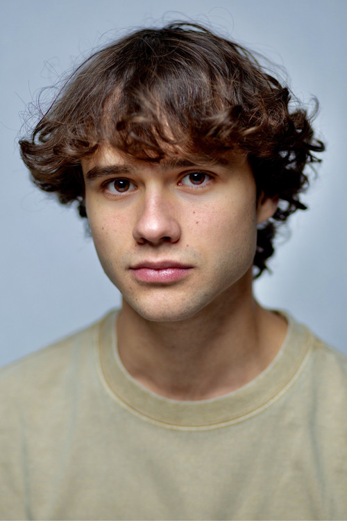 Photo of Luca Saraceni-Gunner, Acting