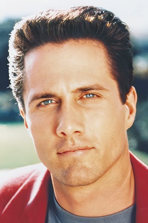 Rob Estes profile