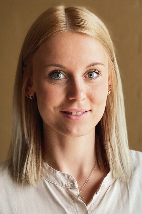 Photo of Amandha Sjøholm, Acting