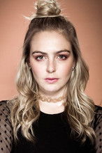 Regina Pavón profile