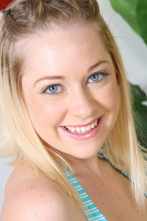 Photo of Cindi Loo, Acting