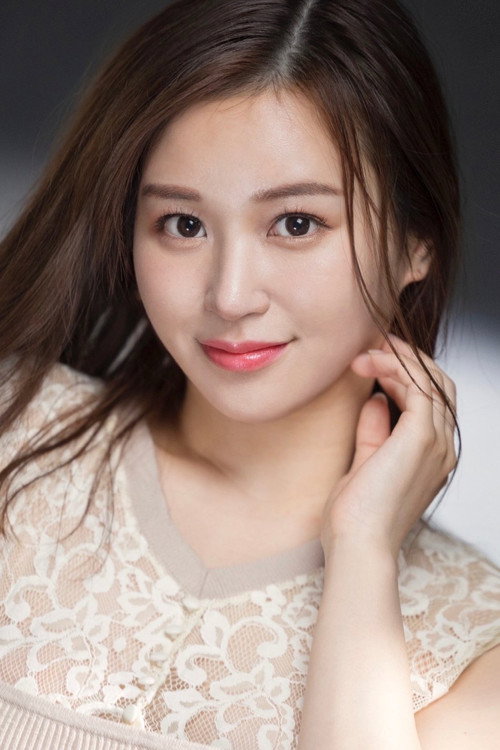 Photo of Honoka Ashina, Acting
