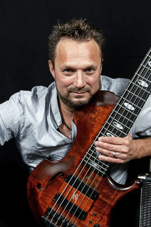 Photo of Samy Saemann, Acting