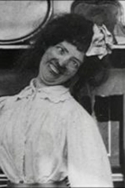 Photo of Laura Bayley, Acting