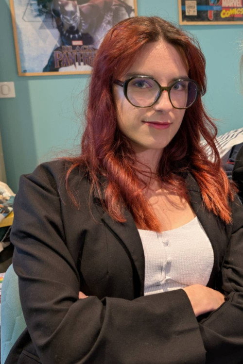 Photo of Louise Cauet, Acting