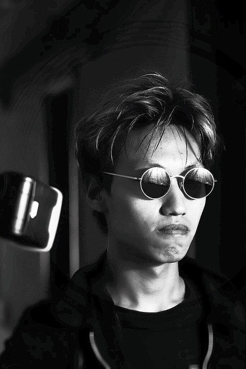 Photo of Zheng Honglai, Acting