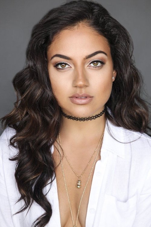 Inanna Sarkis profile