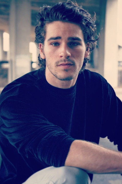 Photo of Noah Nevins, Acting