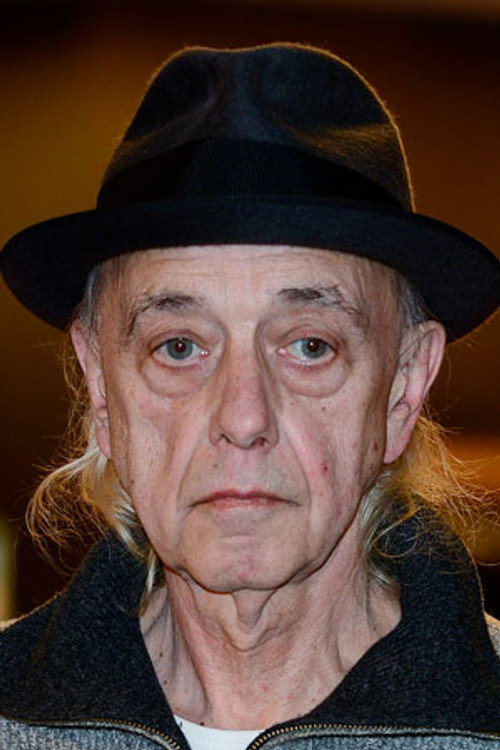 Photo of Peter Behrens, Acting
