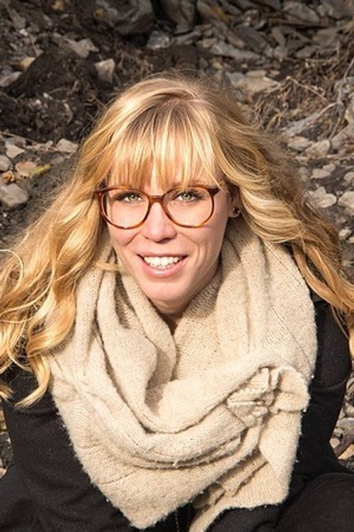Photo of Emily Renner Wallace, Directing