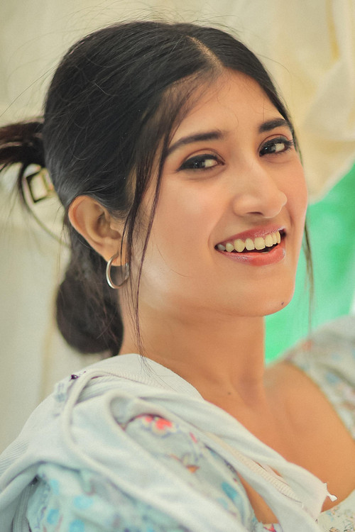 Photo of Aarthi Shalini, Acting