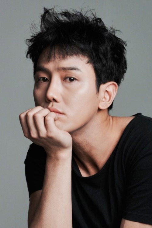 Hong Jeong-ho profile