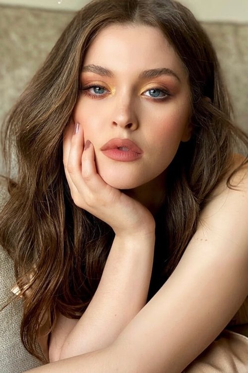 Minerva Casero profile