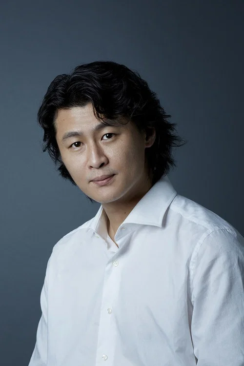 Photo of Tow Ubukata, Writing