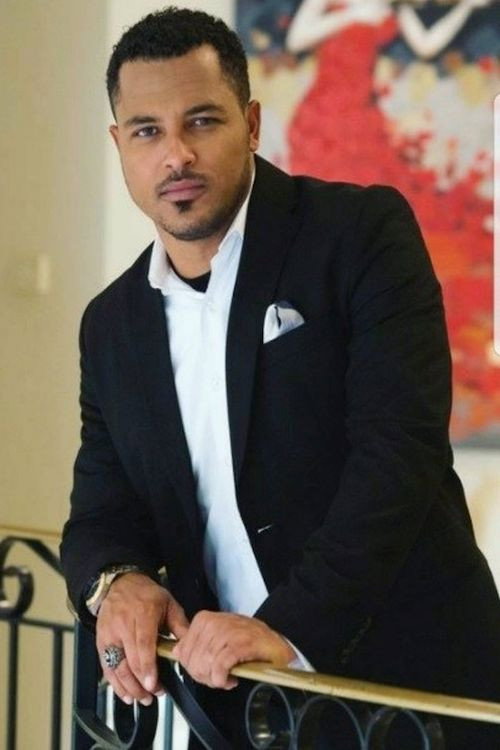 Photo of Van Vicker, Acting