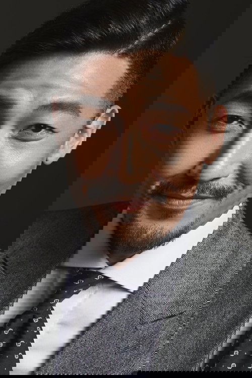 Kong Jeong-hwan profile