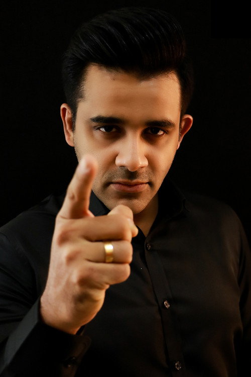 Photo of Saranga Disasekara, Acting