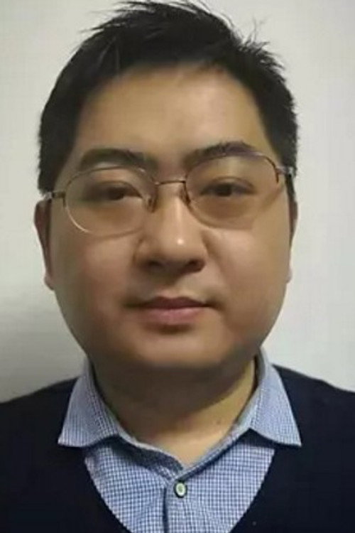 Photo of Qinzhe Zhu, Writing