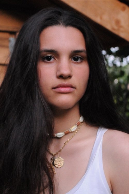 Photo of Kenza Benbouchta, Acting