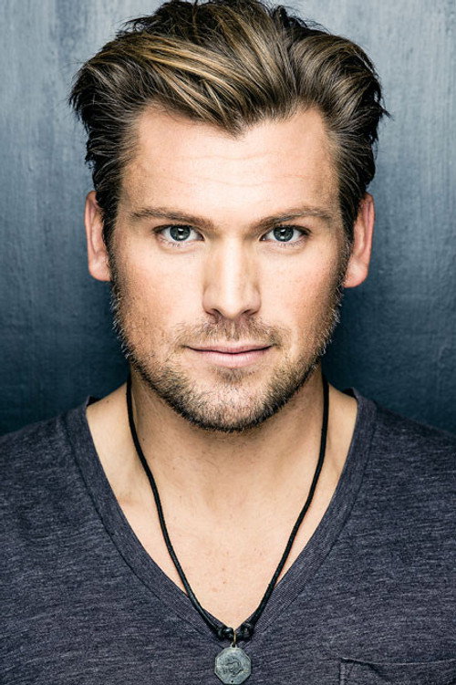 Photo of Chris Prascus, Acting