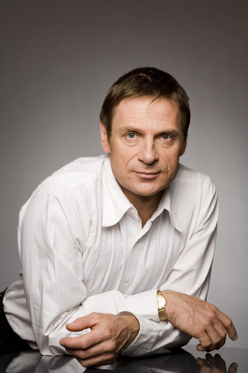 Photo of Simon Keenlyside, Acting