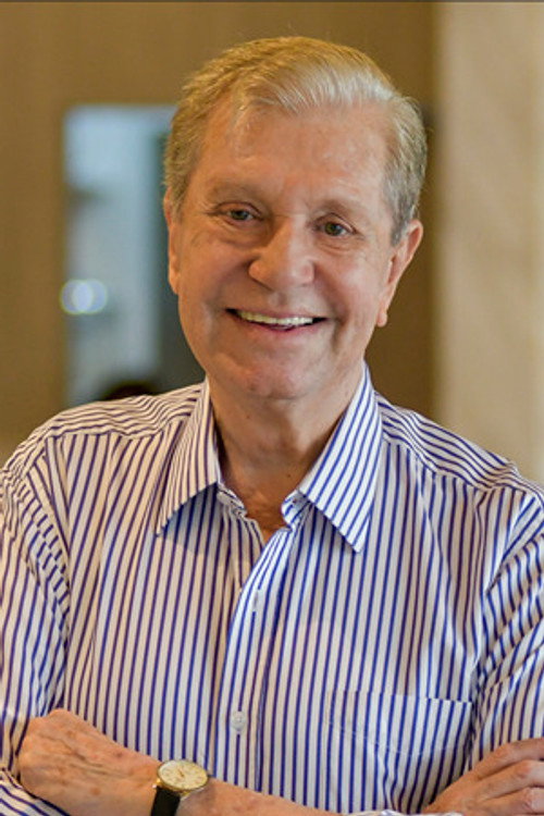 Julio César Luna profile