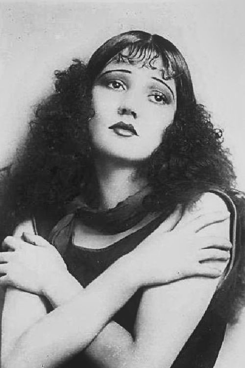 Photo of Julie Suedo, Acting