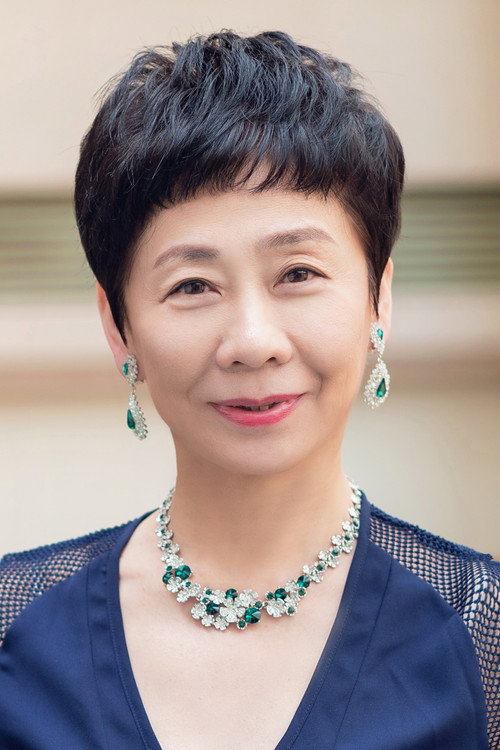 Photo of Xiaoping Wang, Writing