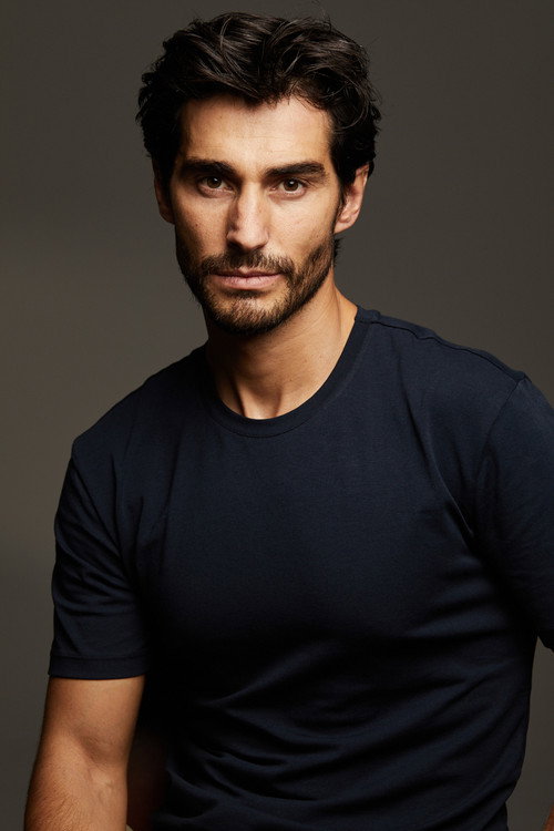 Carlos Torres profile